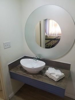 ريدجكريست Travel Inn And Suites المظهر الخارجي الصورة